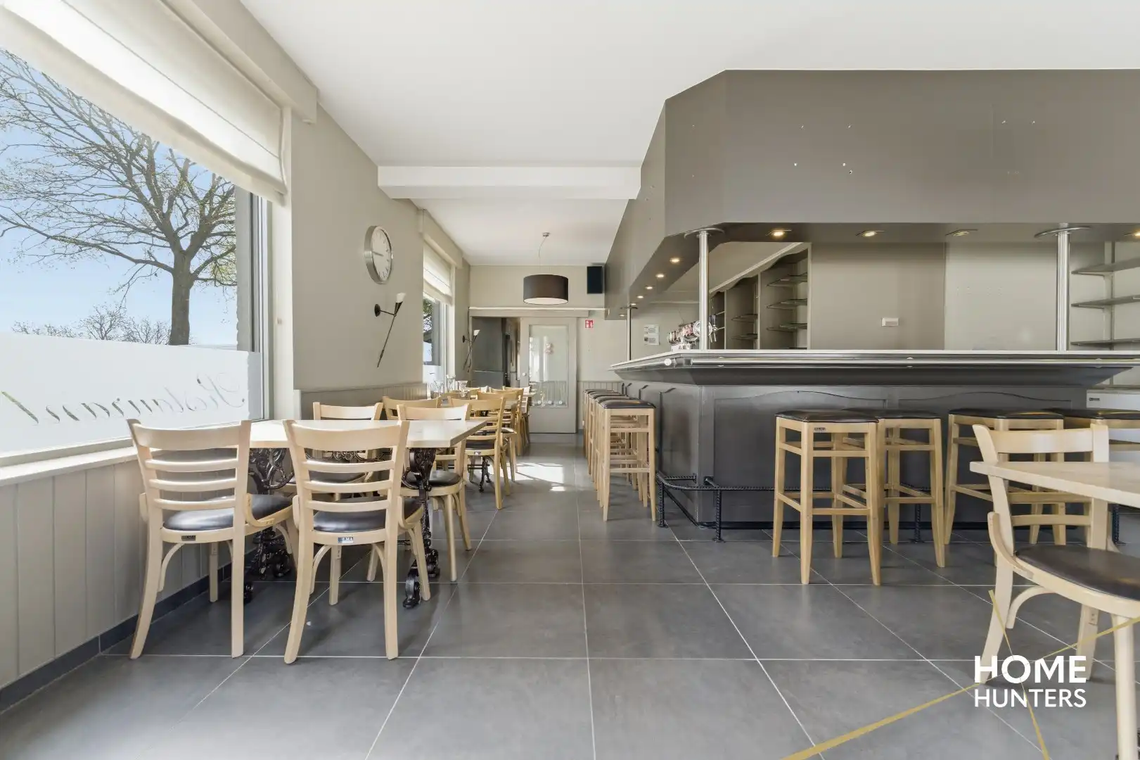 Unieke horecakans met enorme visibiliteit en potentieel – De Tommies, Dikkebusseweg 341 foto 3