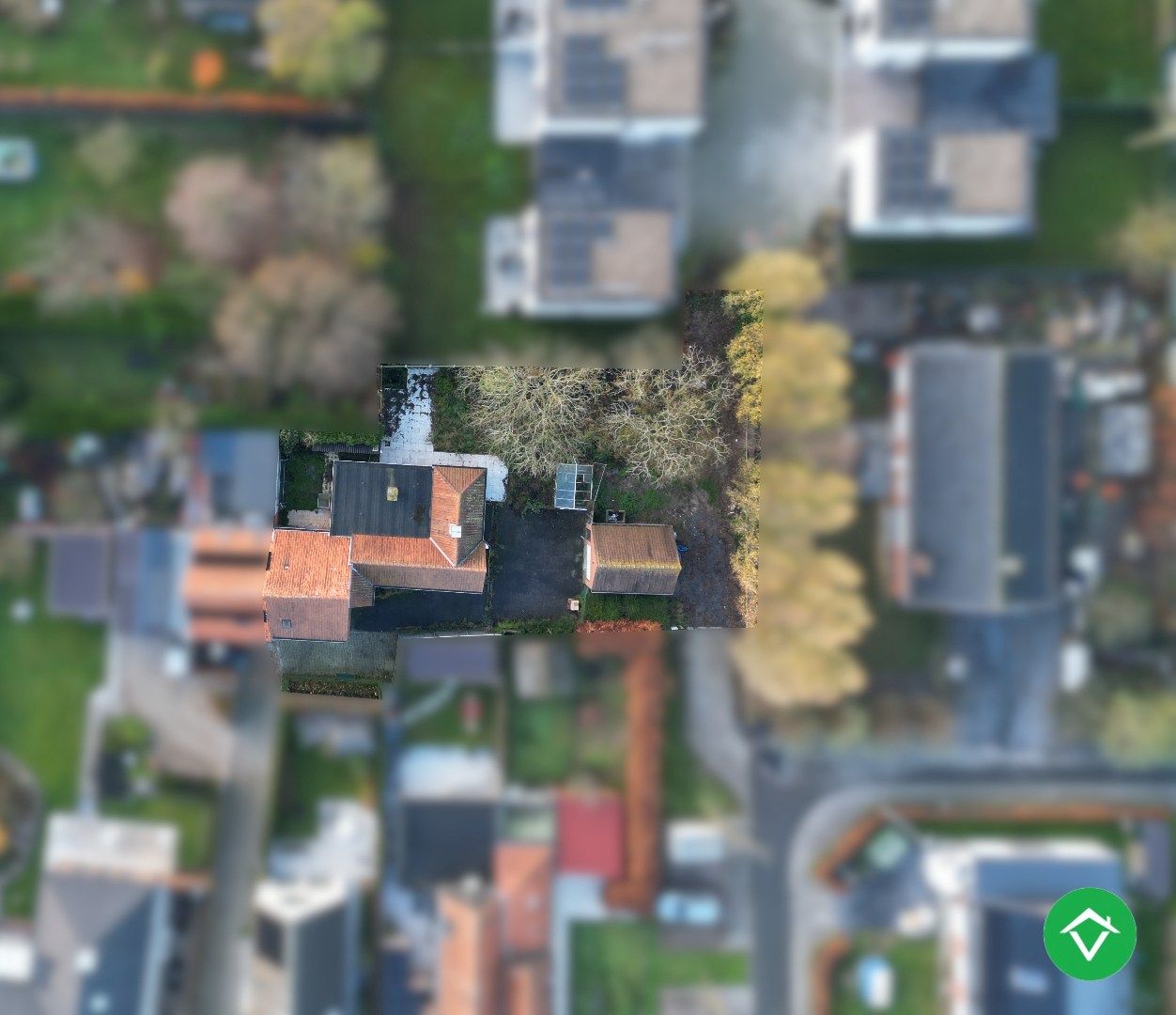 Rustig gelegen halfopen bebouwing met 3 slaapkamers, tuin en garage met uitweg! foto 25