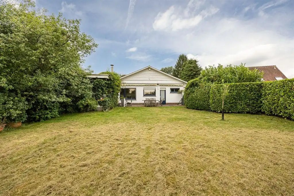 Te vernieuwen gelijkvloerse woning foto 21
