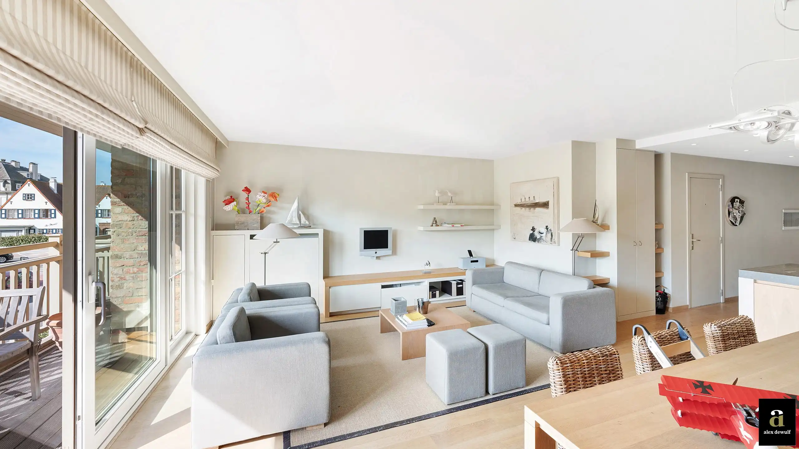 Zuidgericht appartement met zonnig terras en open uitzicht   foto 2