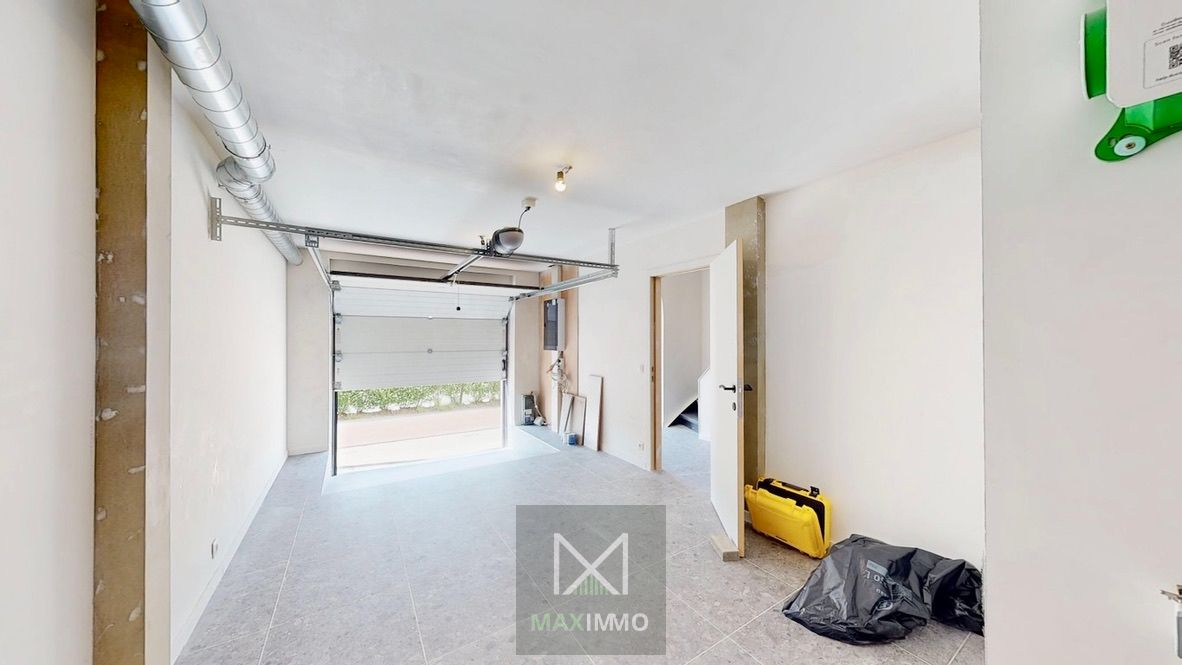 🏡 Volledig gerenoveerde gezinswoning met 4 slaapkamers & zonnige tuin foto 17