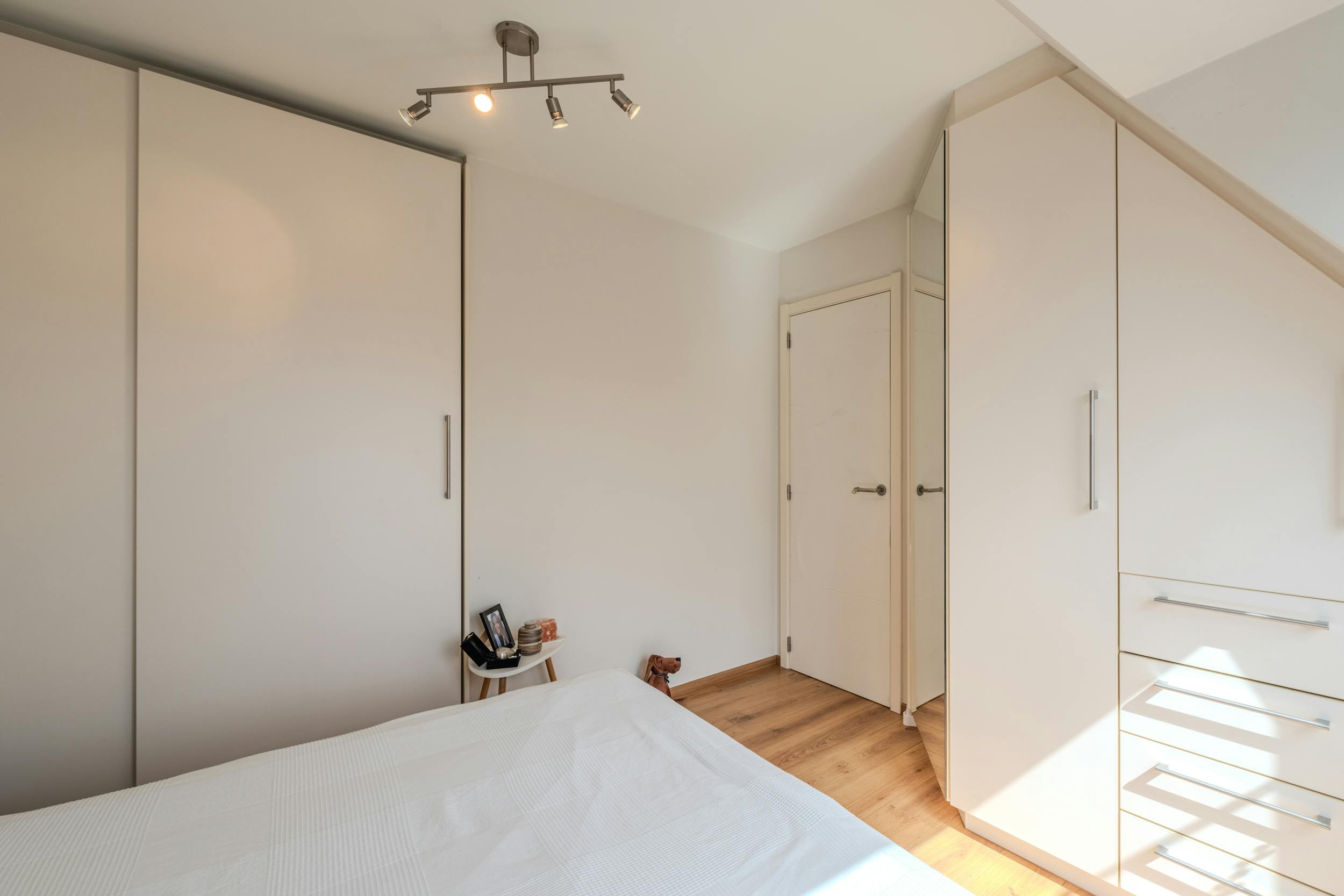 Instapklaar dakappartement met 1 slaapkamer te Oostende foto 12