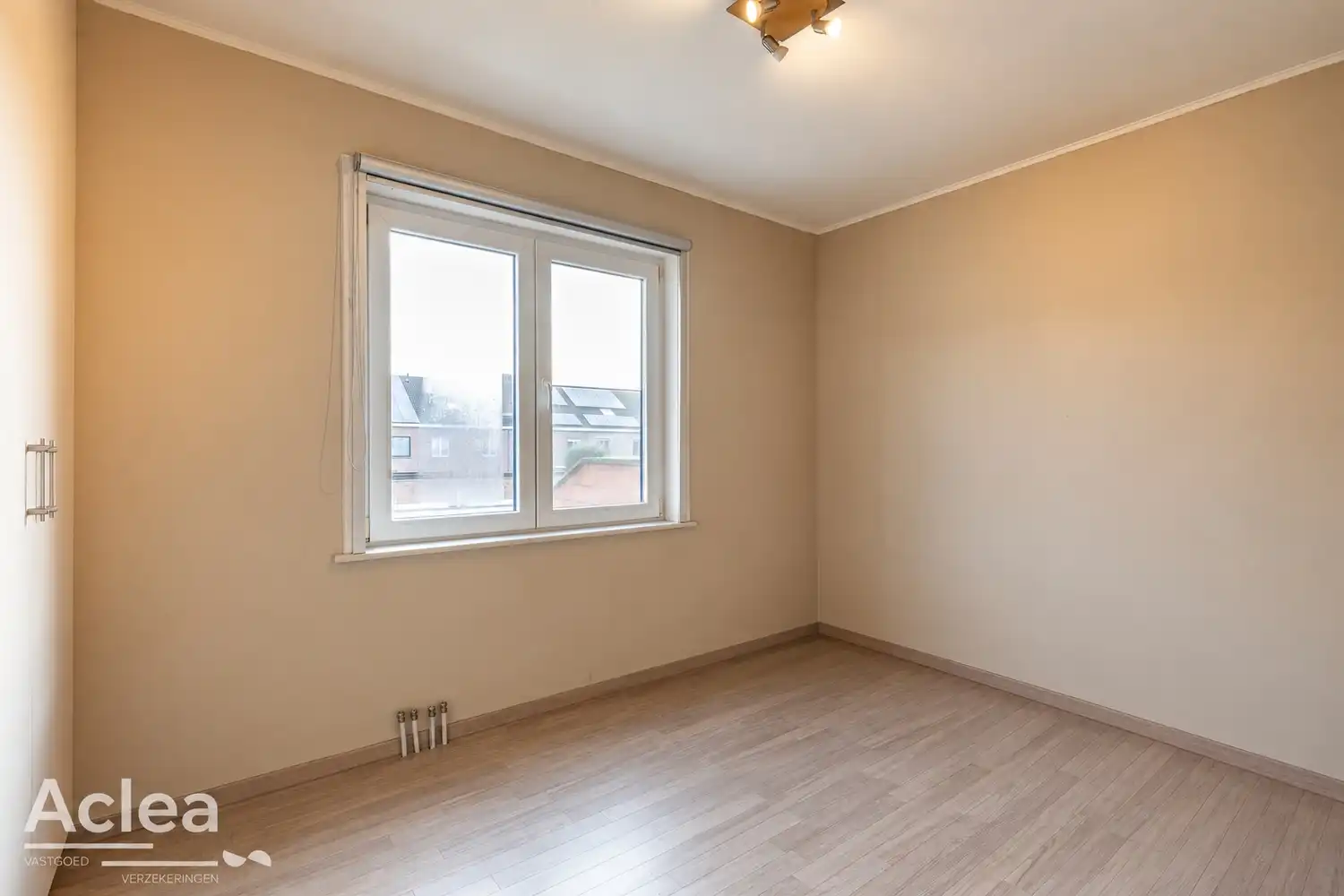 Goed gelegen woning met 3 slaapkamers én garage foto 13
