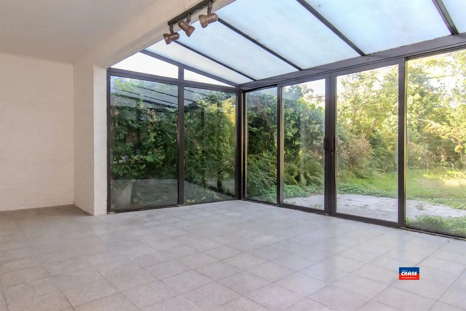 Woning met 2-3 slpks, tuin en garage foto 18