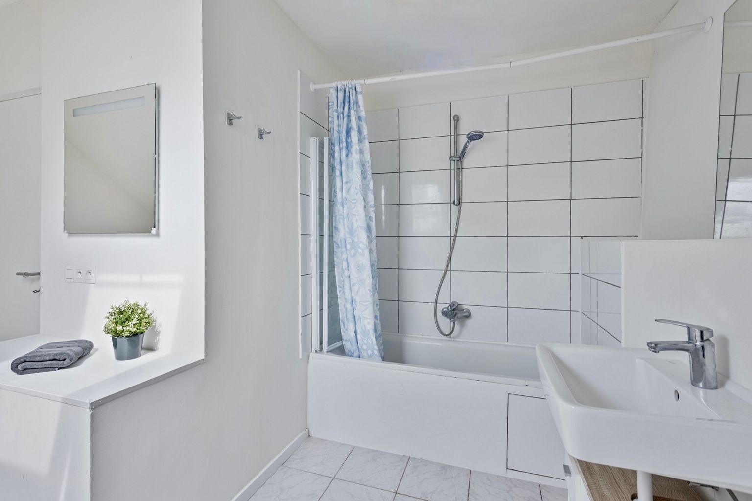 WONING MET TUIN IN HAASRODE foto 15