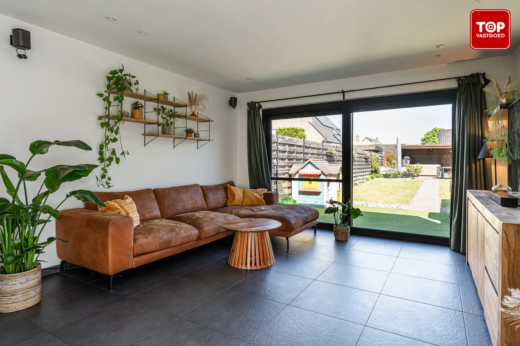 Prachtig gerenoveerde woning met 3 slaapkamers. foto 9