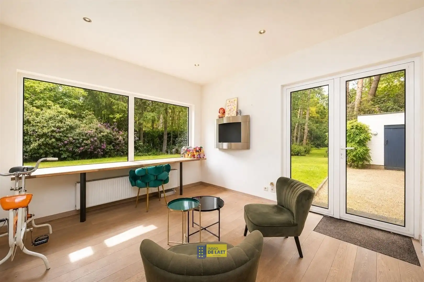Charmante villa grenzend aan de Kalmthoutse Heide foto 9