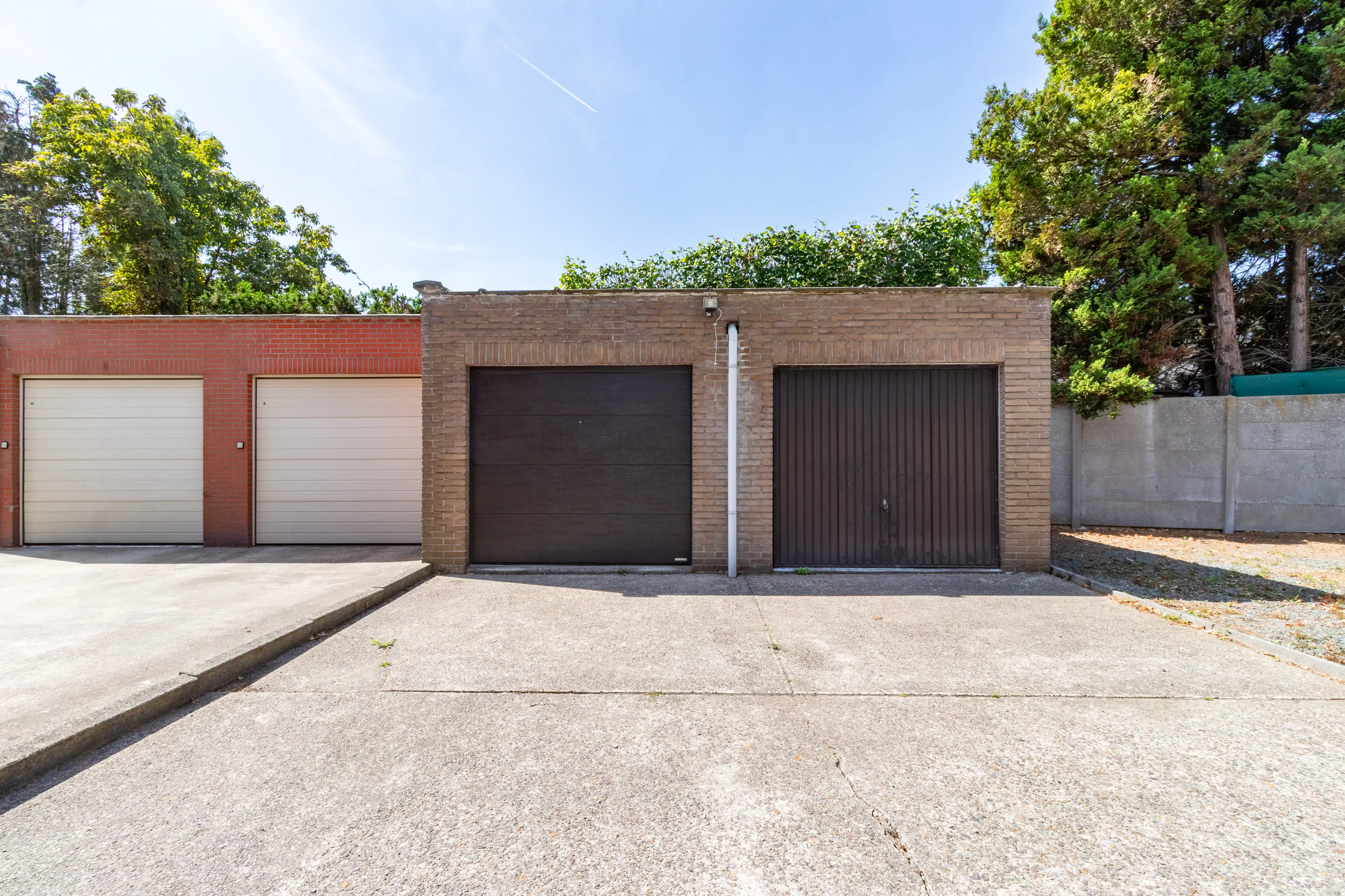 Praktisch appartement met garagebox en twee terrassen foto 13