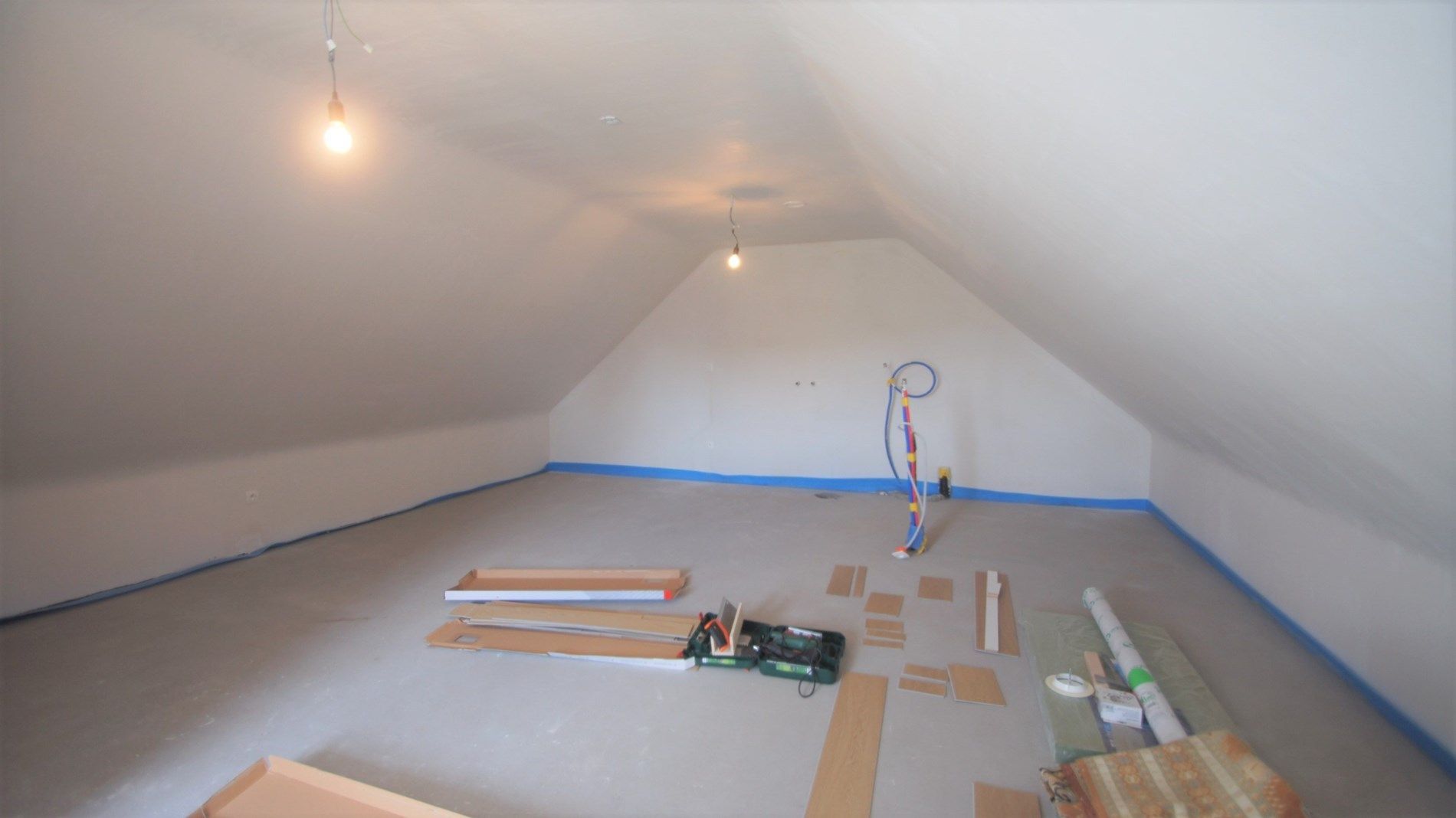 Prachtige nieuwbouw met 3 slpks, zonnig terras en tuin foto 12