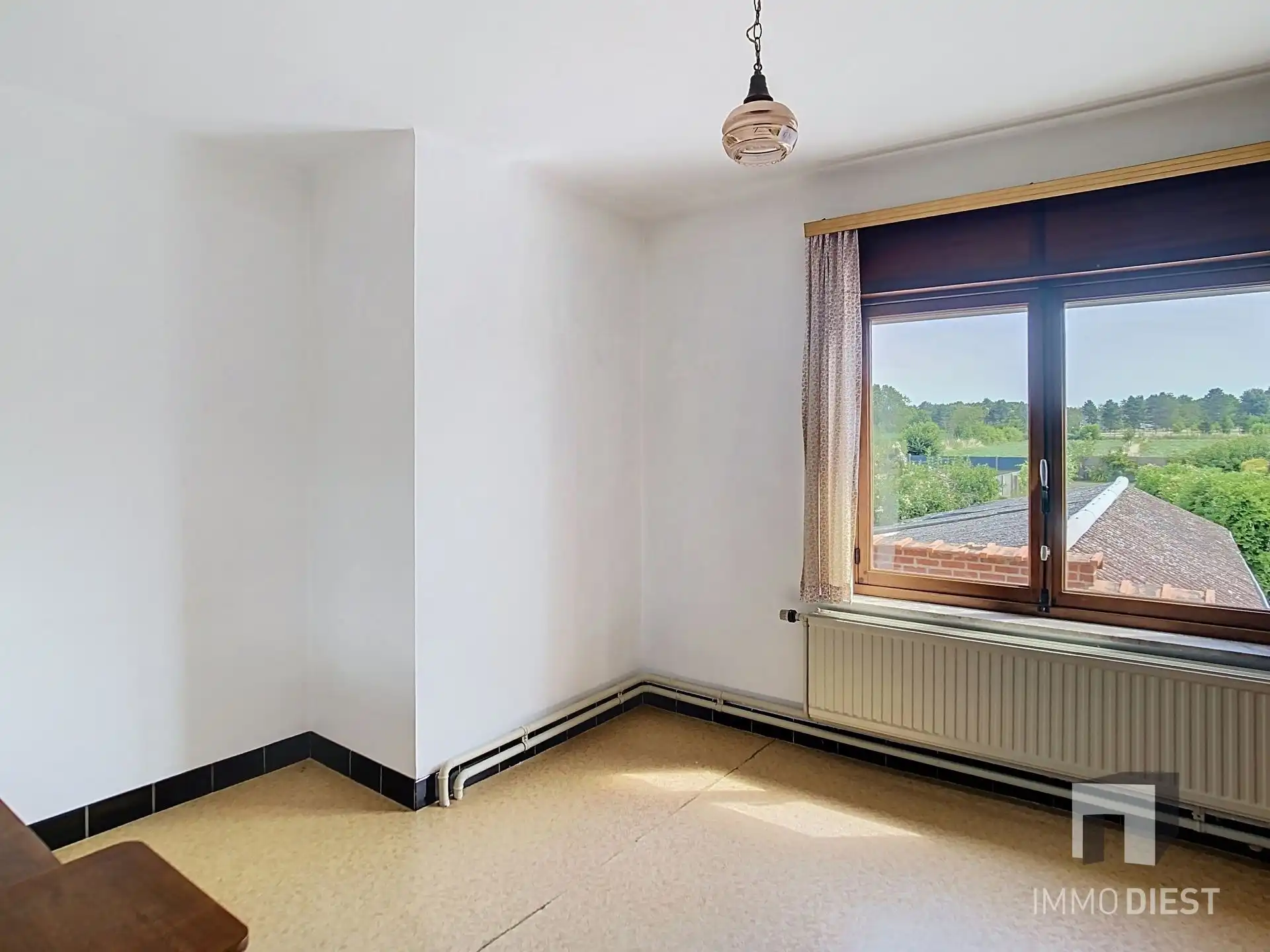 Landelijke gezinswoning met stal en mooie mogelijkheden op rustige locatie foto 18