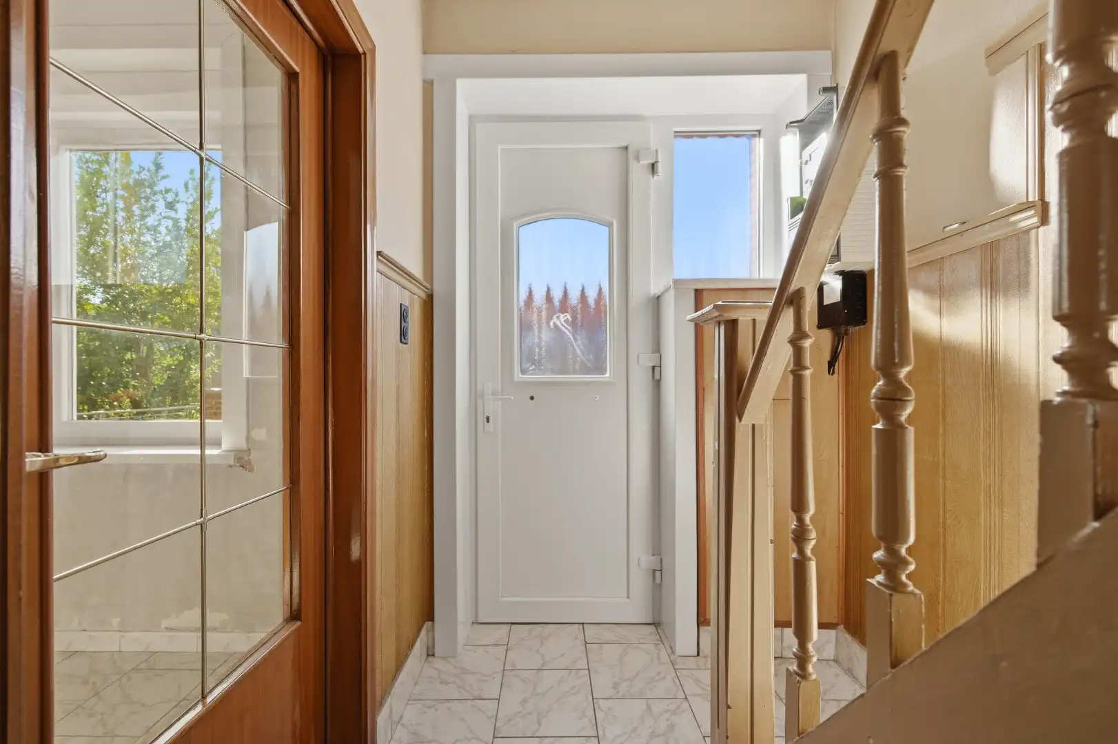 Op te frissen gezinswoning met grote tuin en dubbele garage nabij centrum Tienen foto 3