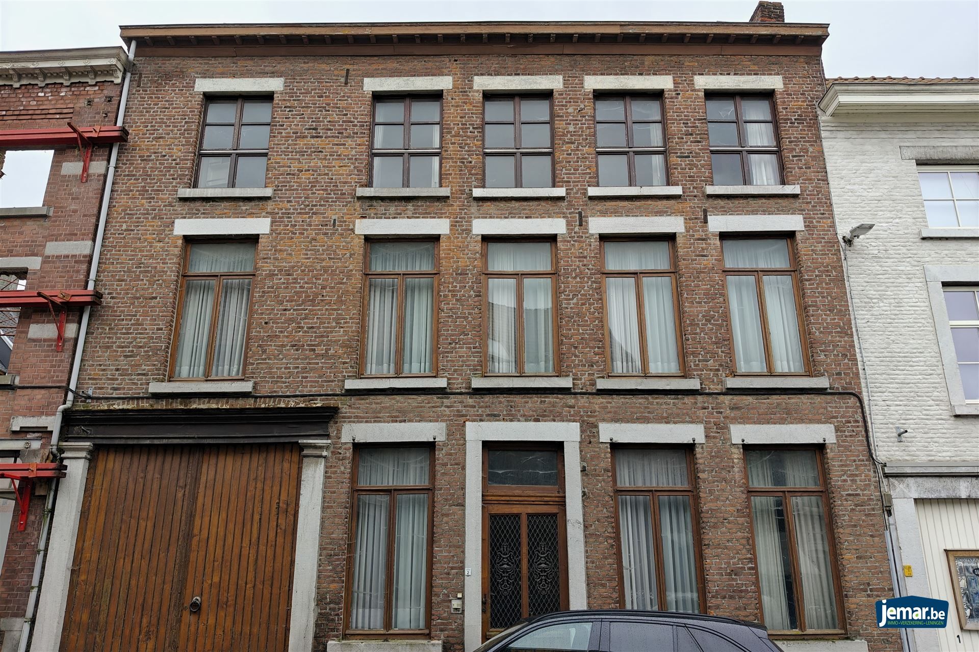 Hoofdfoto van de publicatie: Ruime stadshoeve (431m²) pal in het centrum van Borgloon