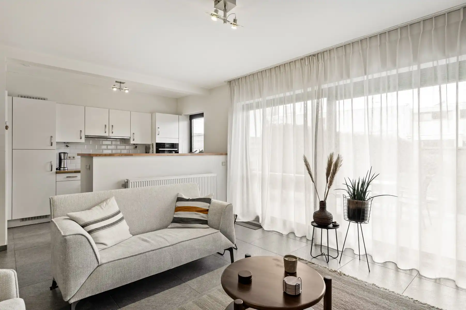 Gelijkvloers appartement met tuin en staanplaats foto 5