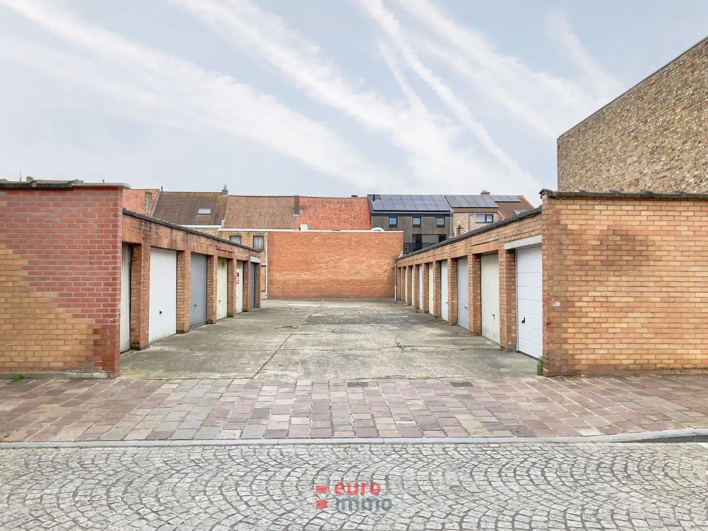 Garagecomplex Ieperstraat - G11 foto {{pictureIndex}}