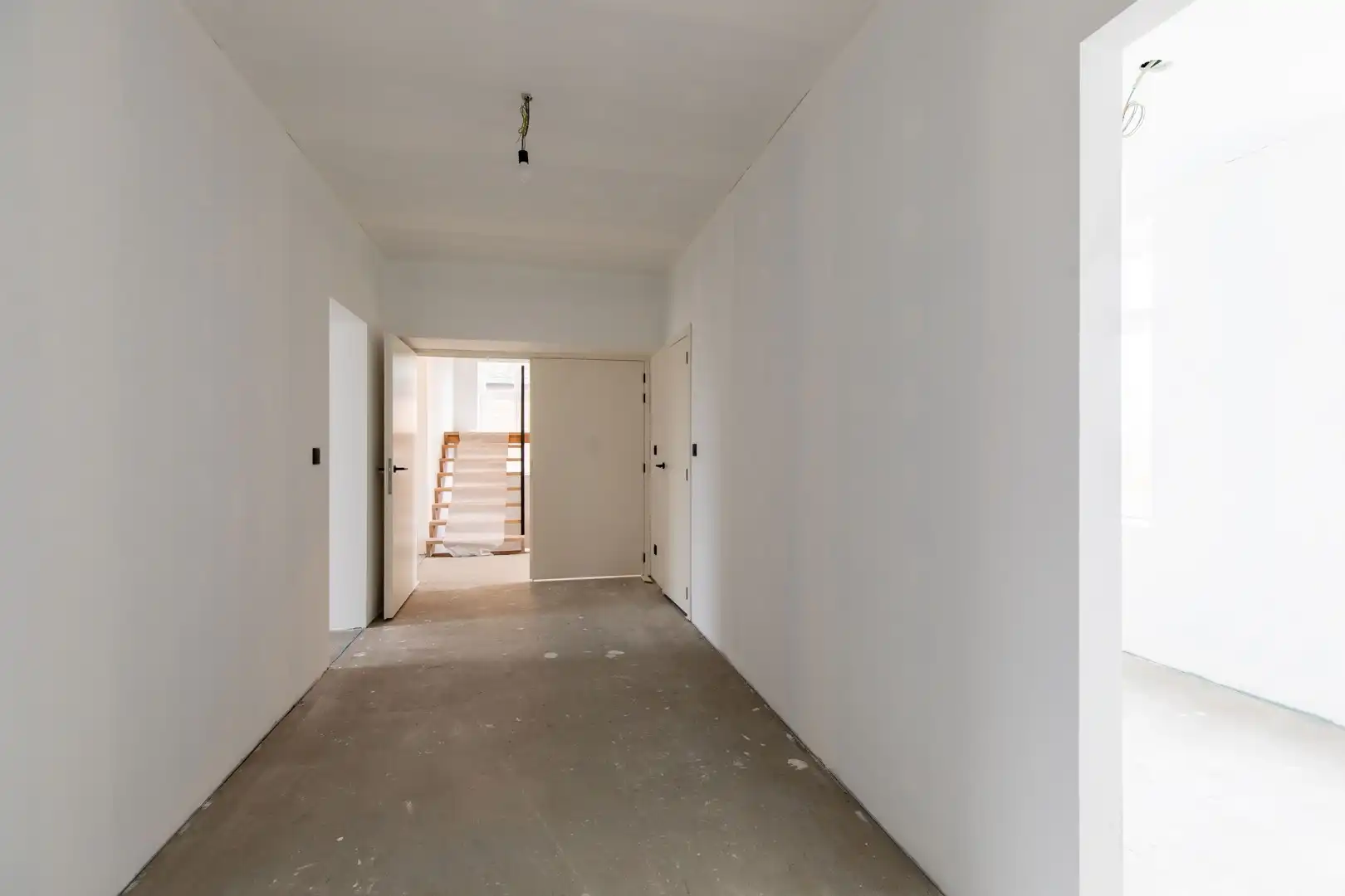 Stijlvolle loftwoning met vier slaapkamers foto 11