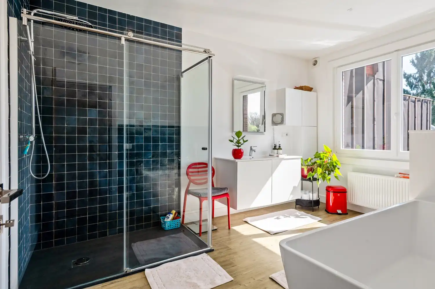 Instapklare gezinswoning met 3 slaapkamers en tuin in Wijnegem foto 10