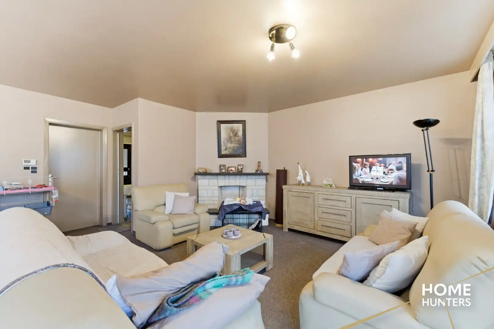 Ruim en lichtrijk te renoveren appartement met 3 slaapkamers op uitstekende locatie te IEper foto 8