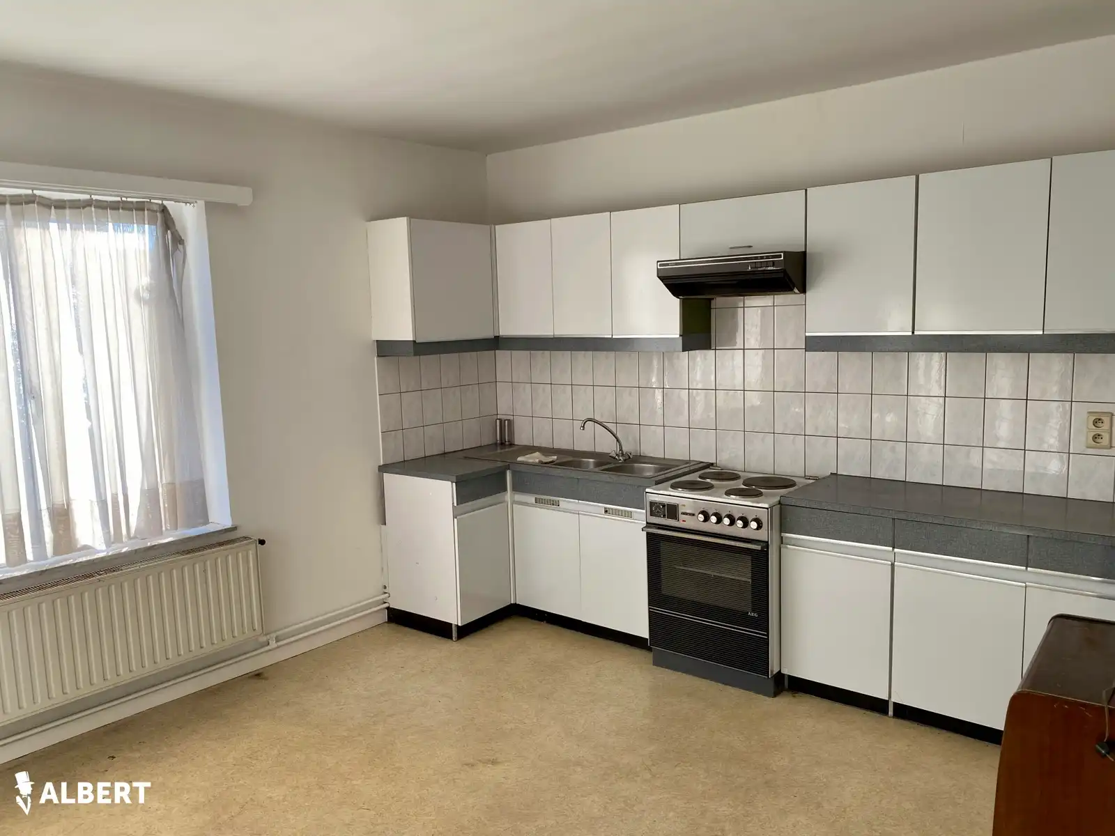 Te renoveren woning met loods/opslagruimte van 357m² ! foto 8