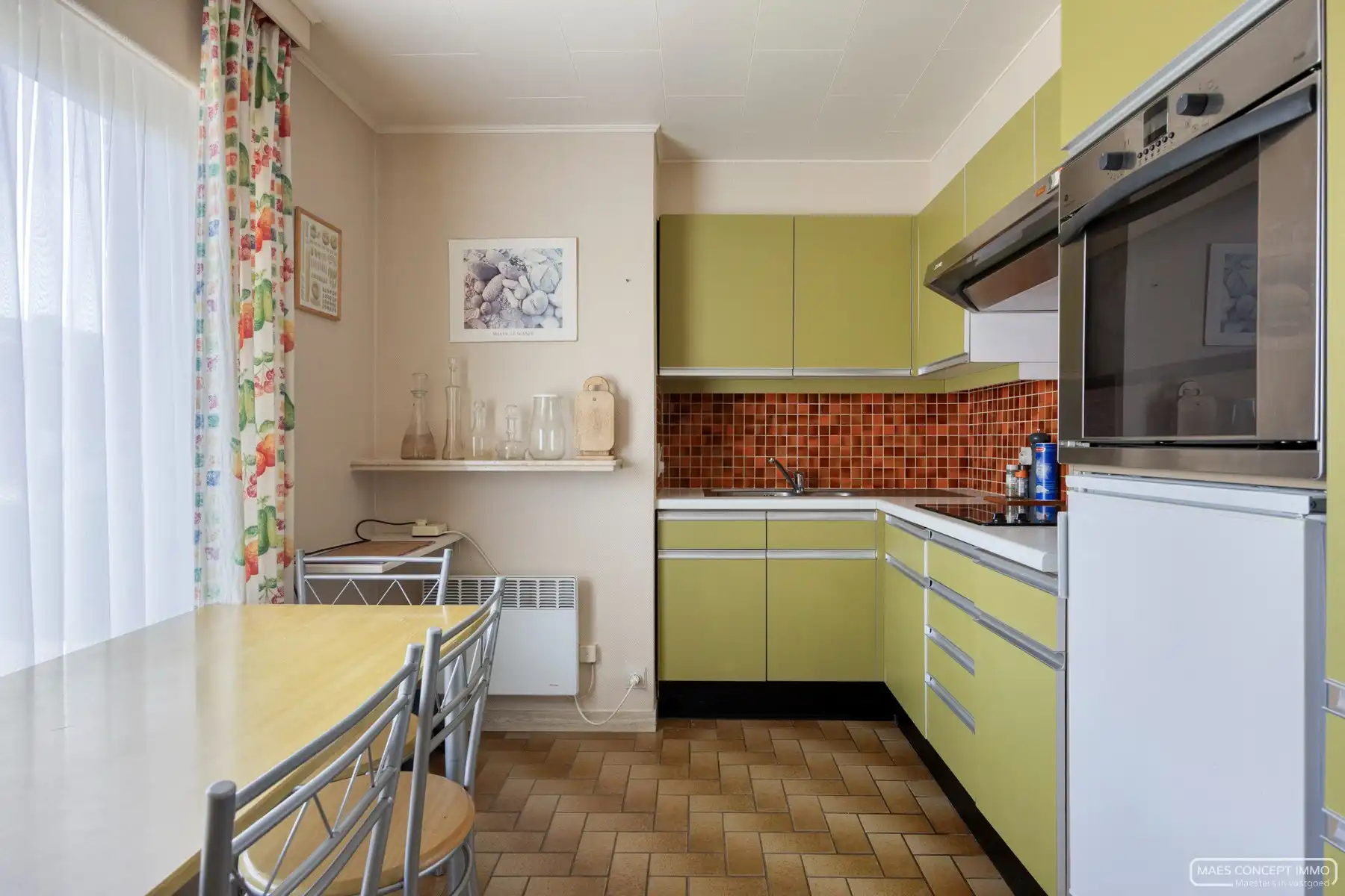 Ruime halfopen woning te koop in Gullegem foto 8