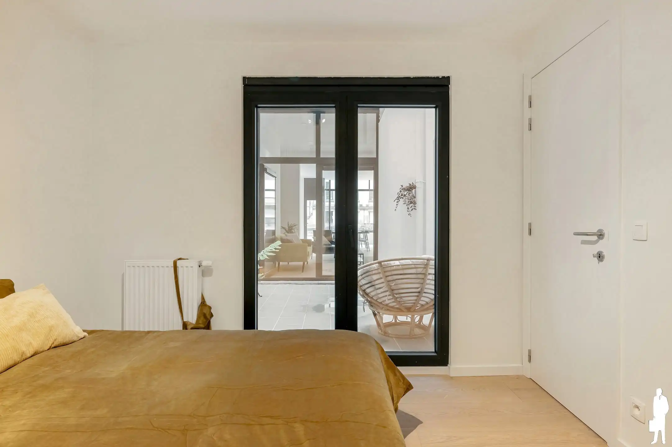 Gerenoveerde duplex met terras foto 9