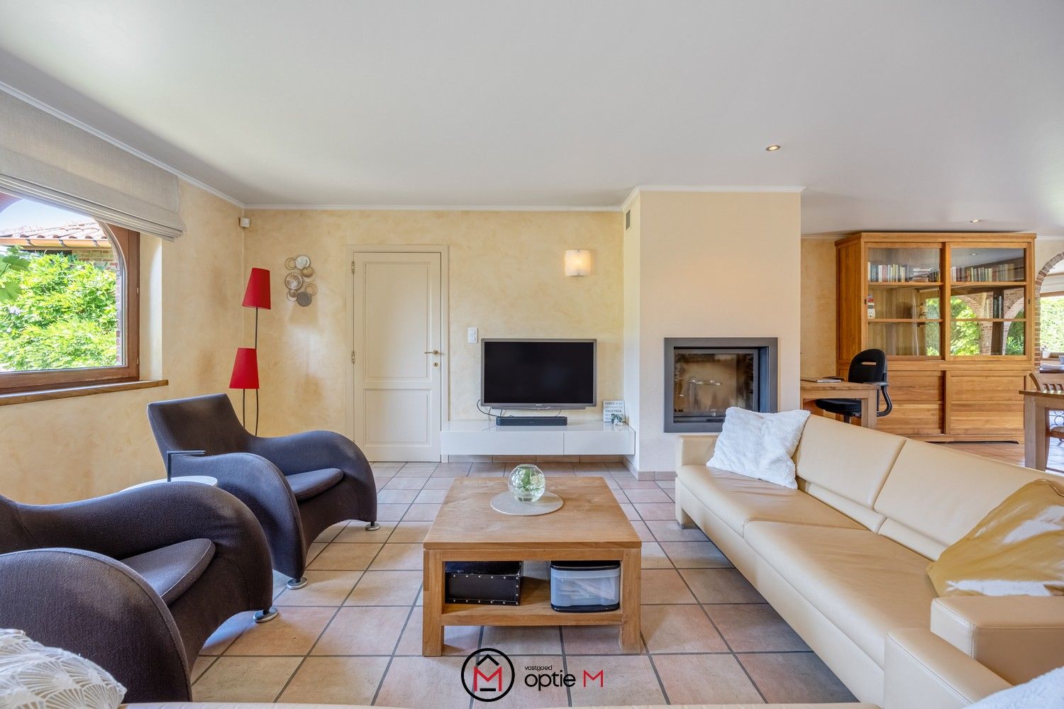 MEDITERRANE RUST IN EIGEN TUIN - CHARMANTE SPAANSE VILLA MET ZWEMBAD IN CENTRUM ZUTENDAAL TE KOOP foto 6