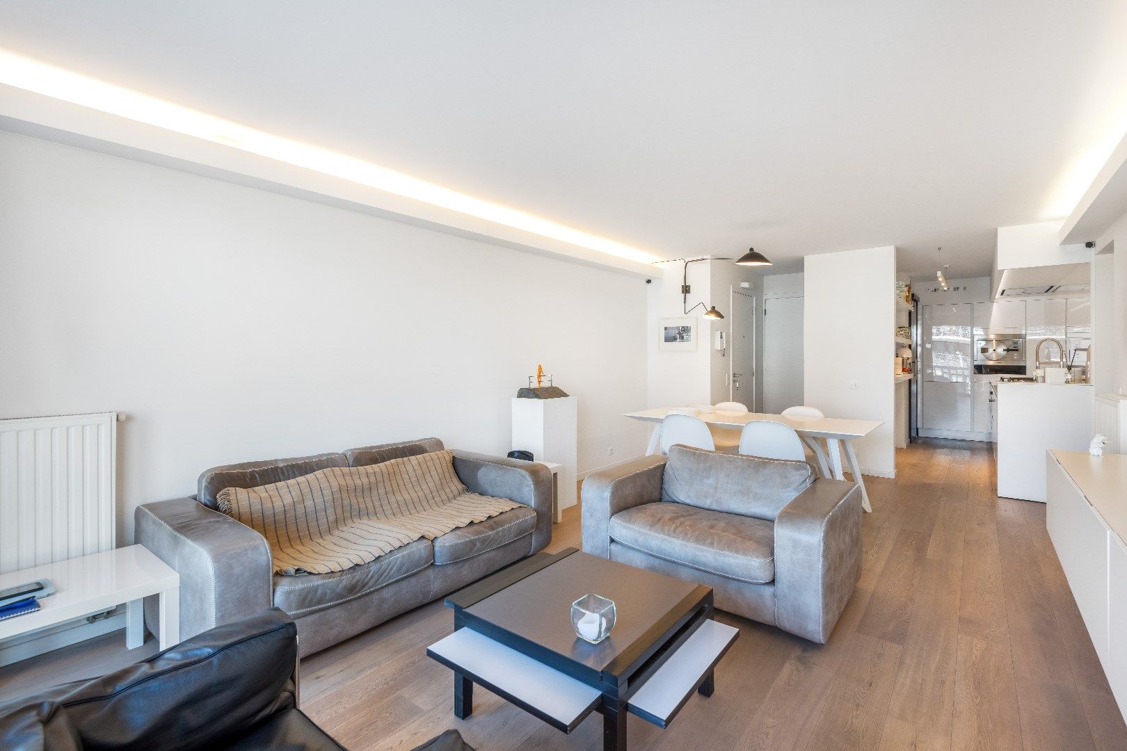 Recent appartement met 2 slpk. en een open zicht gelegen in het centrum van Knokke. foto 2