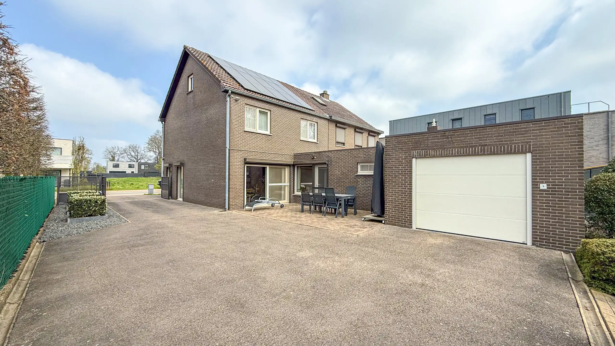 Charmante halfopen woning in rustige woonwijk te Eversel! foto 39