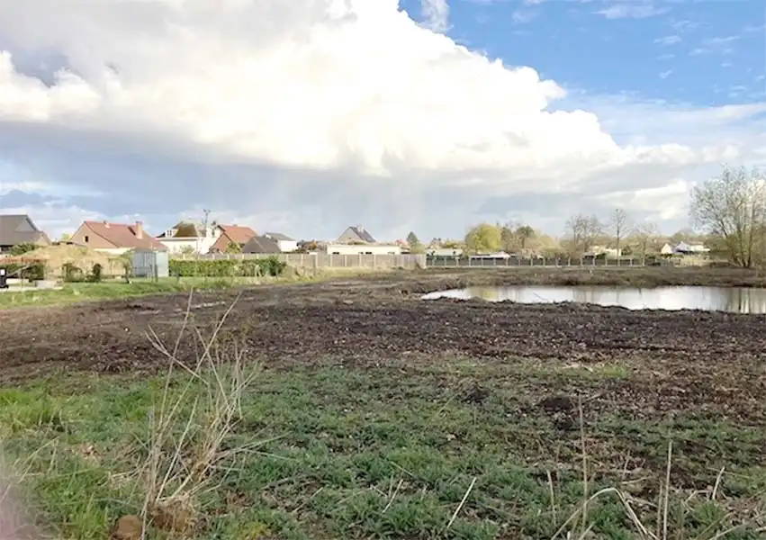 Uitz bouwgrond OB m vijver   foto 3