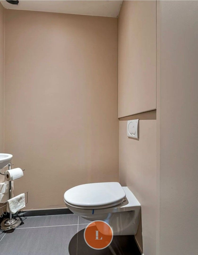 Handelspand op topligging in Menen foto 13