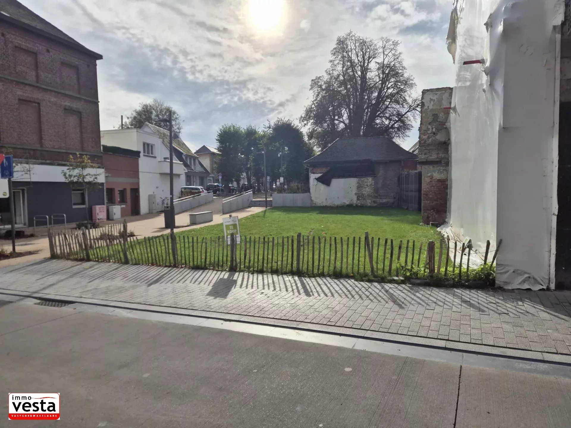 ruime projectgrond in het centrum van Sint-Truiden foto 3