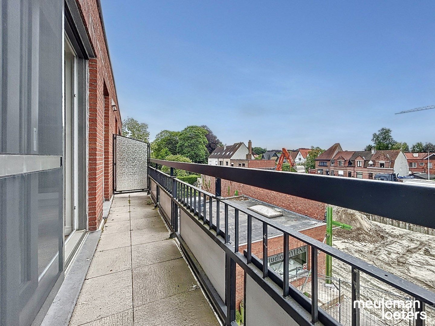 lichtrijk en energiezuinig appartement met balkon foto 2