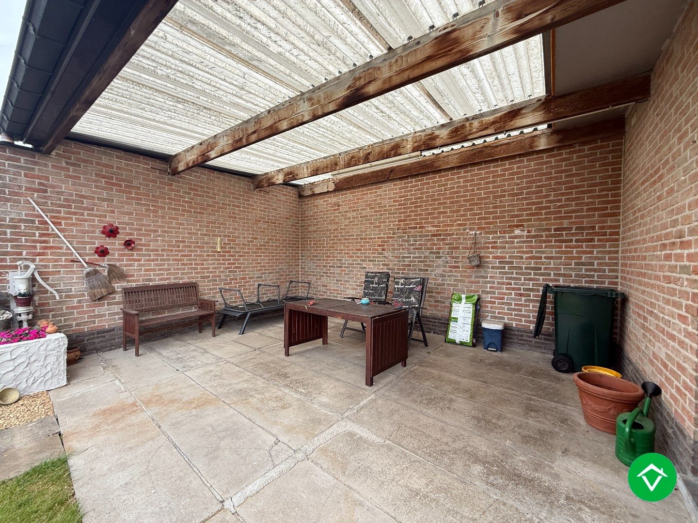 Alleenstaande woning met 5 slaapkamers, tuin en garage/loods te Roeselare foto 12