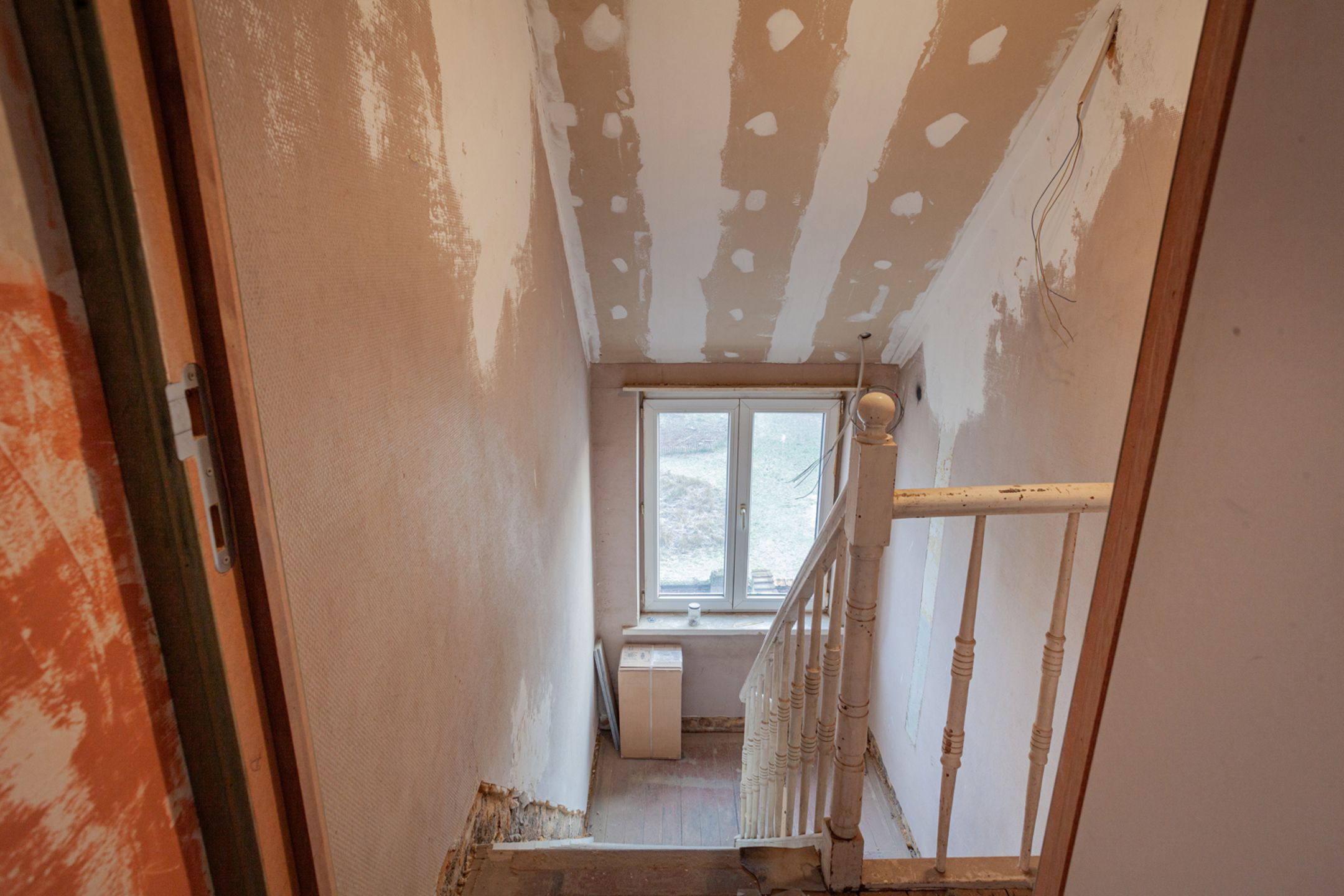 Verder te renoveren opbrengsteigendom met 4 units foto 11