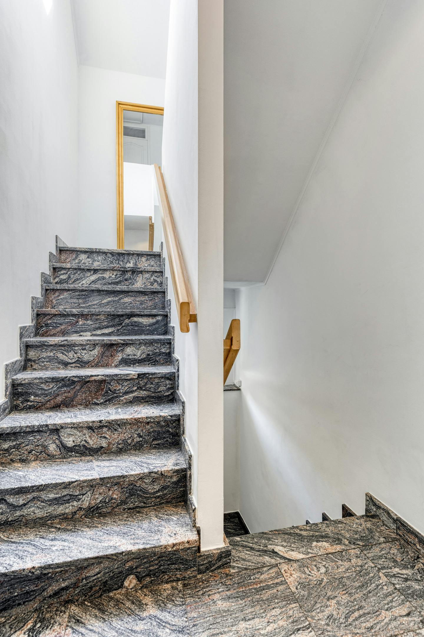 Instapklare woning te koop in centrum Wilrijk  foto 16