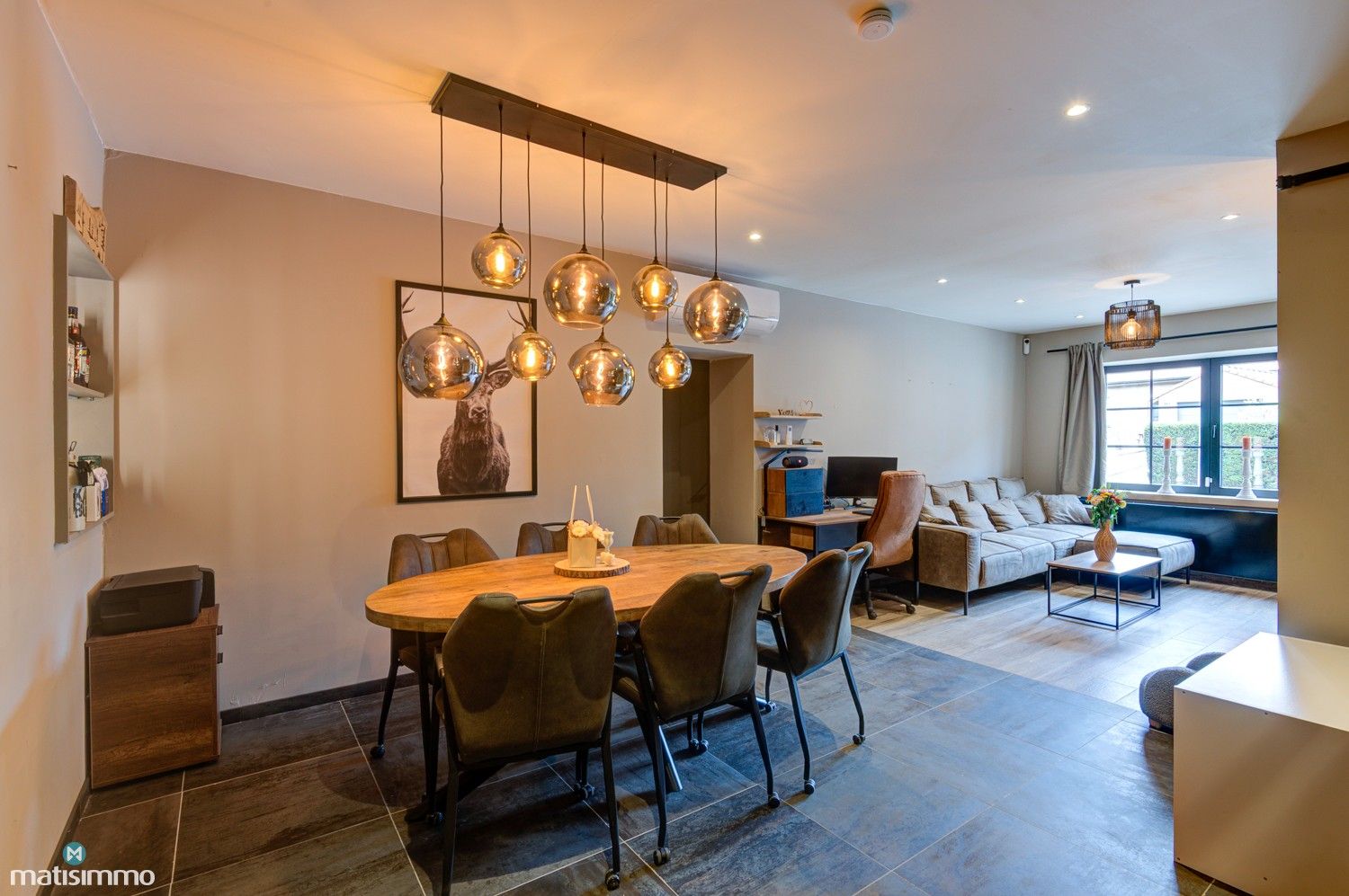 PRACHTIG, VOLLEDIG GERENOVEERDE INSTAPKLARE WONING IN TONGEREN foto 4