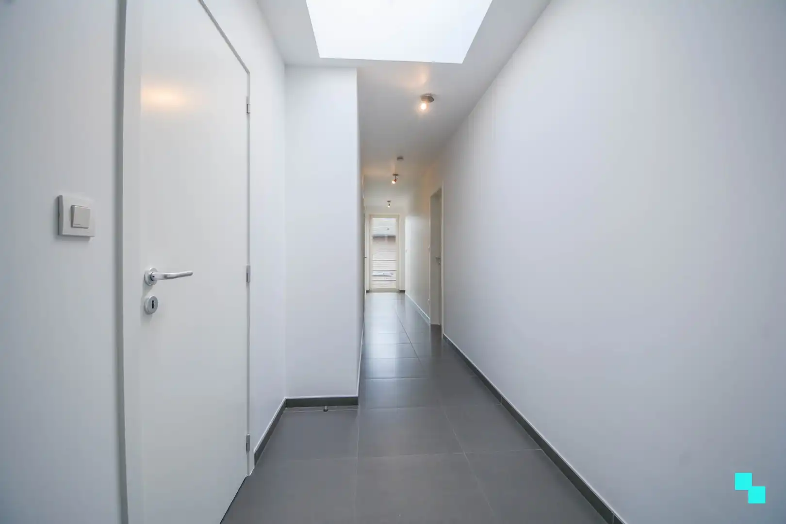 Ruim appartement met tuin, terras en garage - Roeselare foto 15