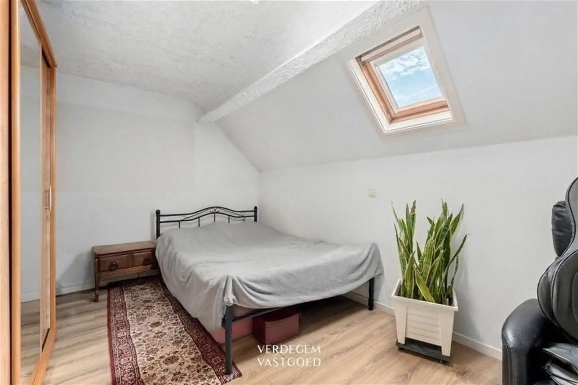 Wonen aan het Leopoldskanaal: gerenoveerde woning met 2 slaapkamers, tuin en terrasje foto 8