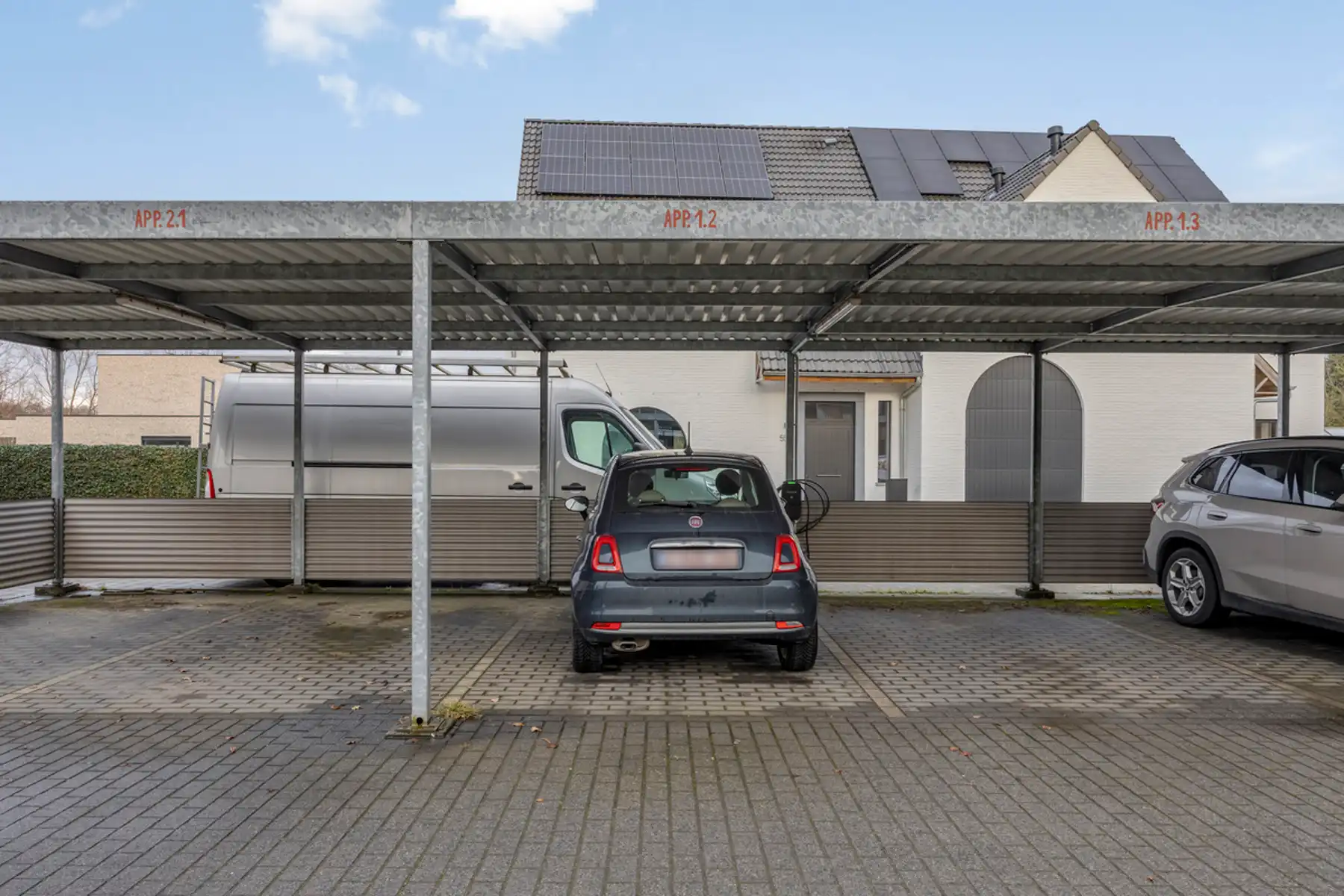 Energiezuinig appartement + autostaanplaats + kelder-berging foto 27