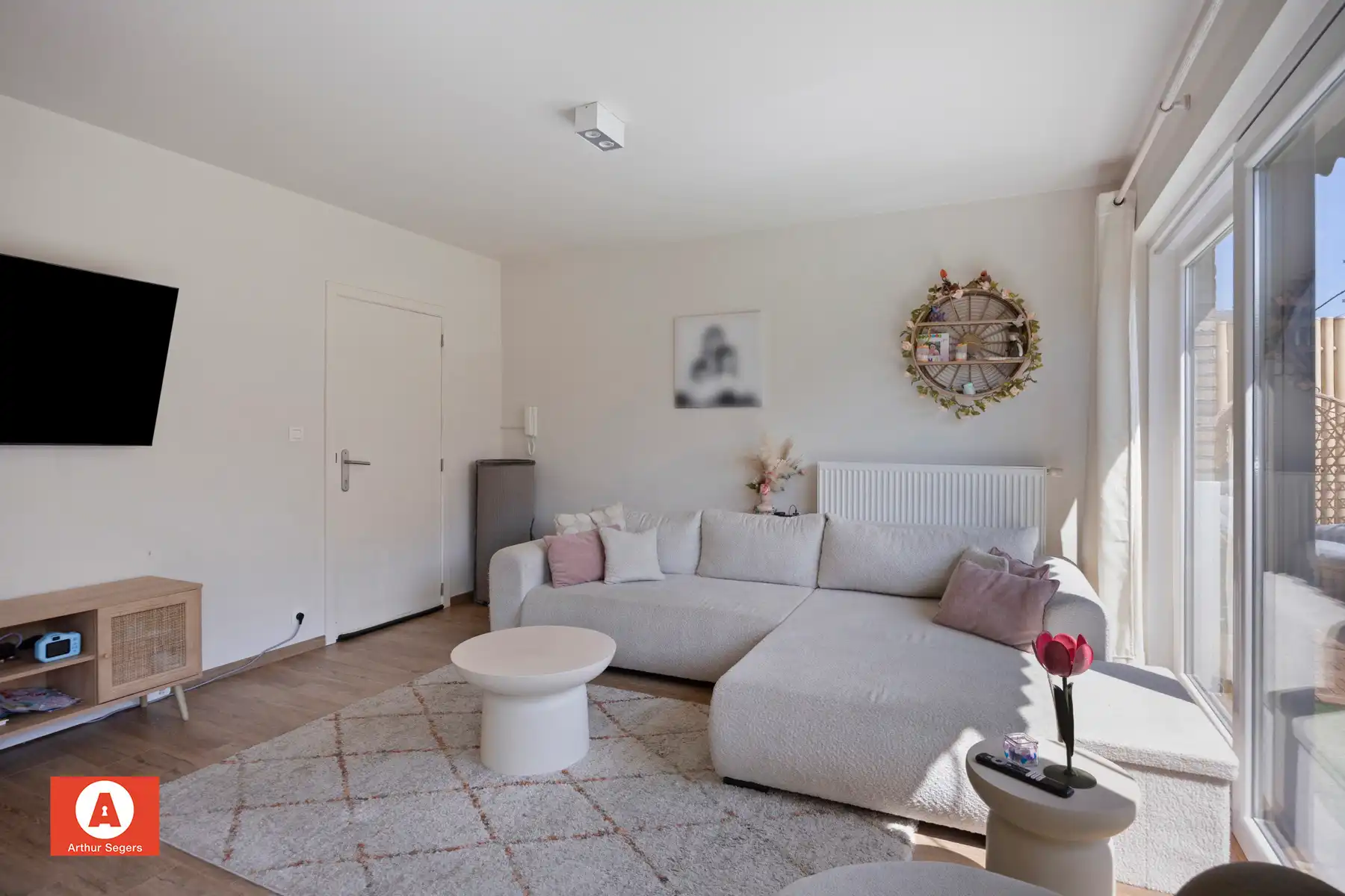 Hedendaags, energiezuinig en ruim dorps-appartement (126 m²) foto 4