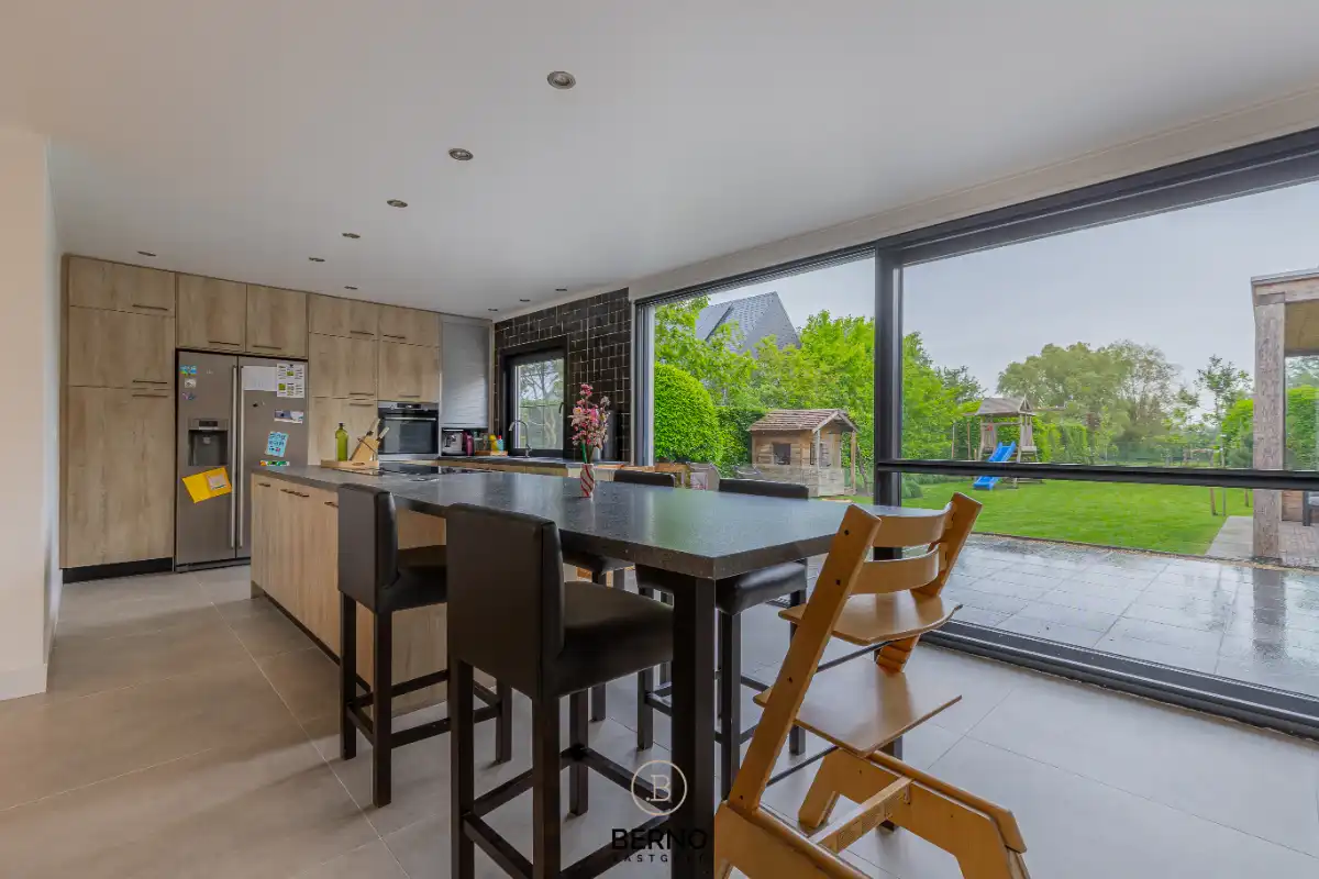 Recent gerenoveerde landelijke woning met uitzonderlijke tuin op 1.856 m² foto 7