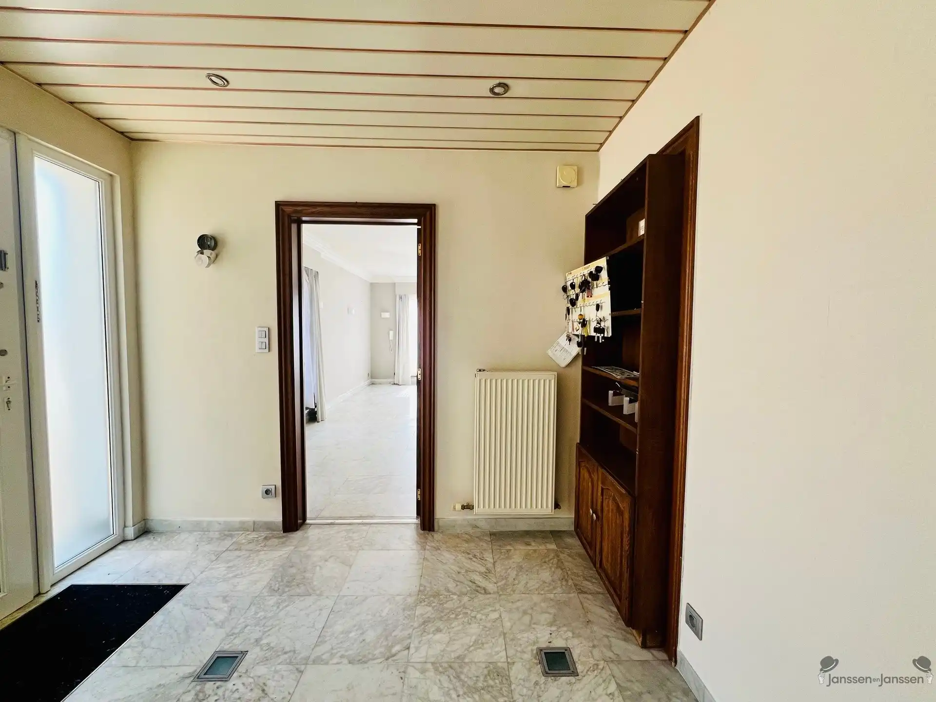Vrijstaande bungalow met garage foto 5