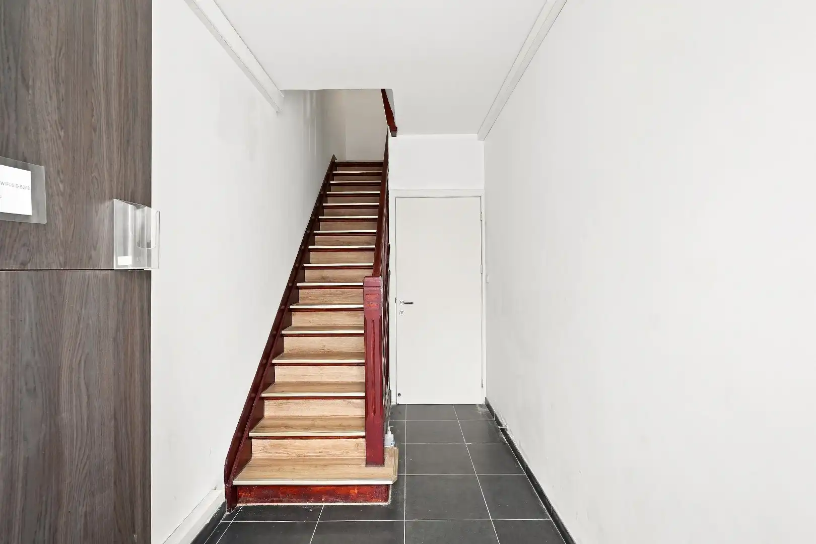 Ruime hoekwoning met 3 woonunits in het centrum van De Panne.  foto 8