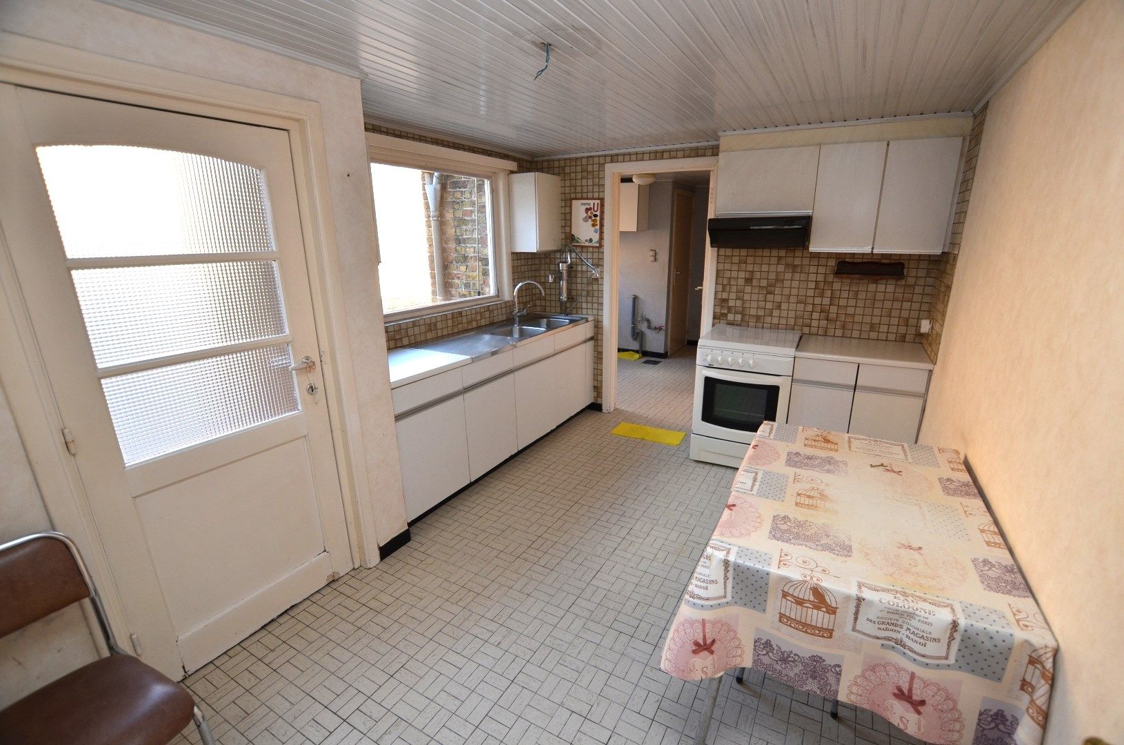 Te renoveren ruim woonhuis  foto 5