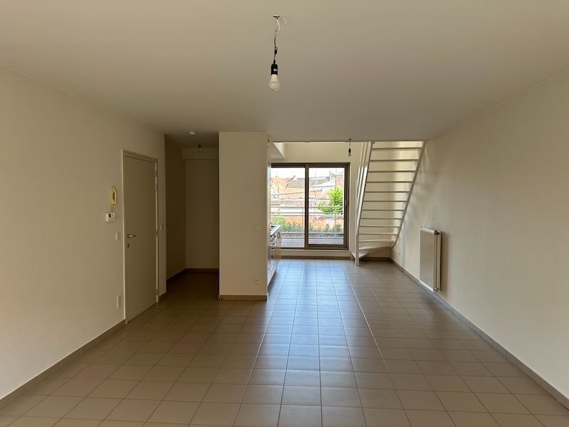 🏡 Te huur in Knesselare (Aalter) – Duplex appartement met 2 terrassen & garage! 🏡 foto 2