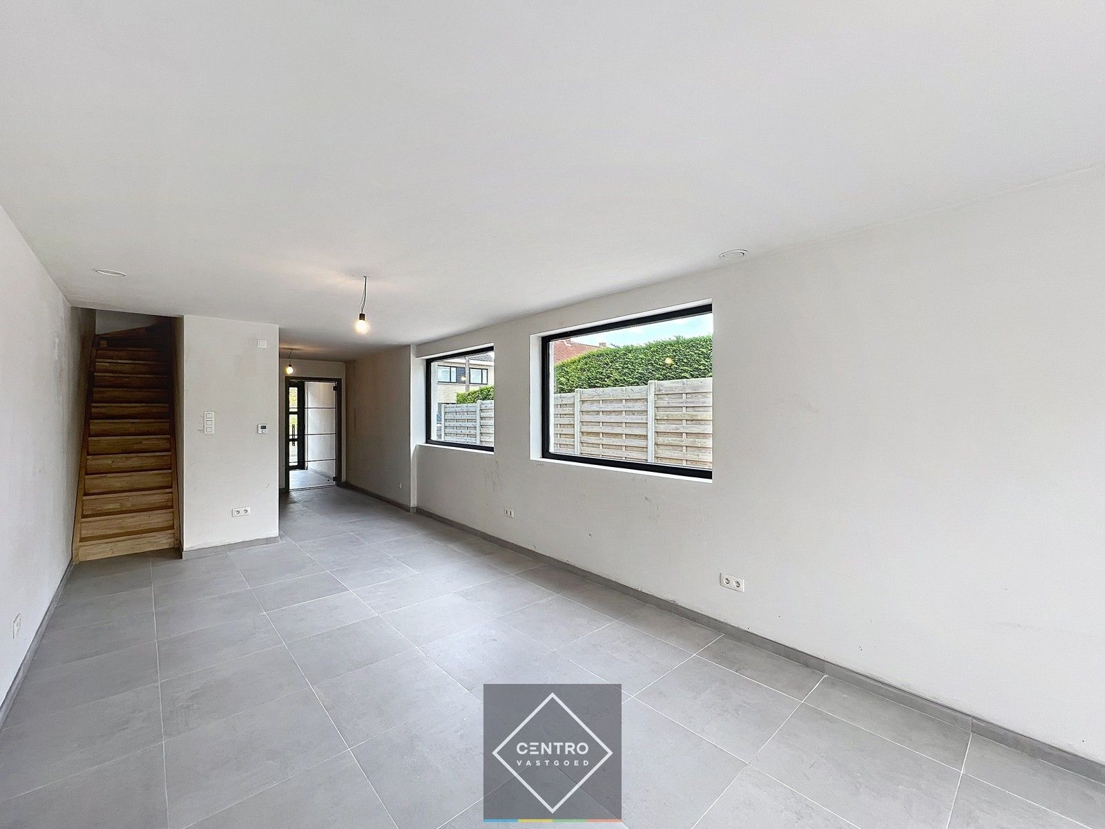 TOPAANBOD, halfopen  NB-woning met 3 slpks, ZUIDger. tuin, GARAGE én ZONNEPANELEN! foto 13