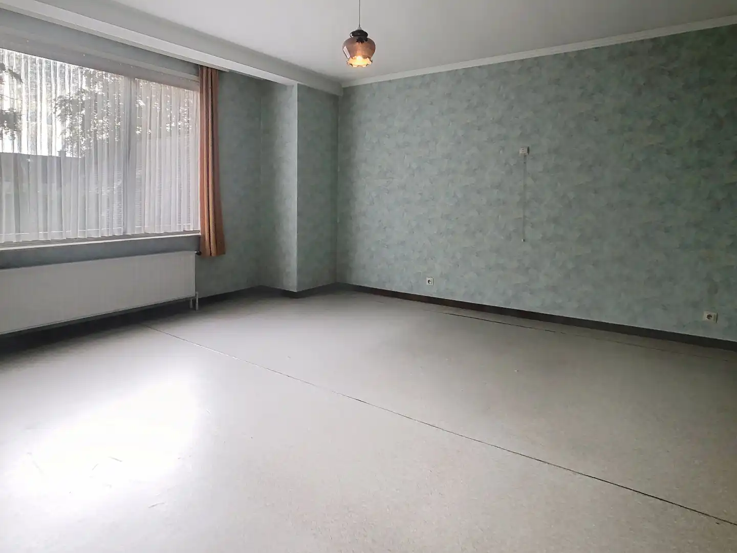 Zeer lichtrijk appartement met 3 slaapkamers en garage in centrum van Roeselare foto 5