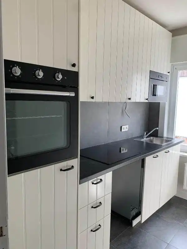 Instapklaar 2-slaapkamerappartement te huur in Zeebrugge foto 4