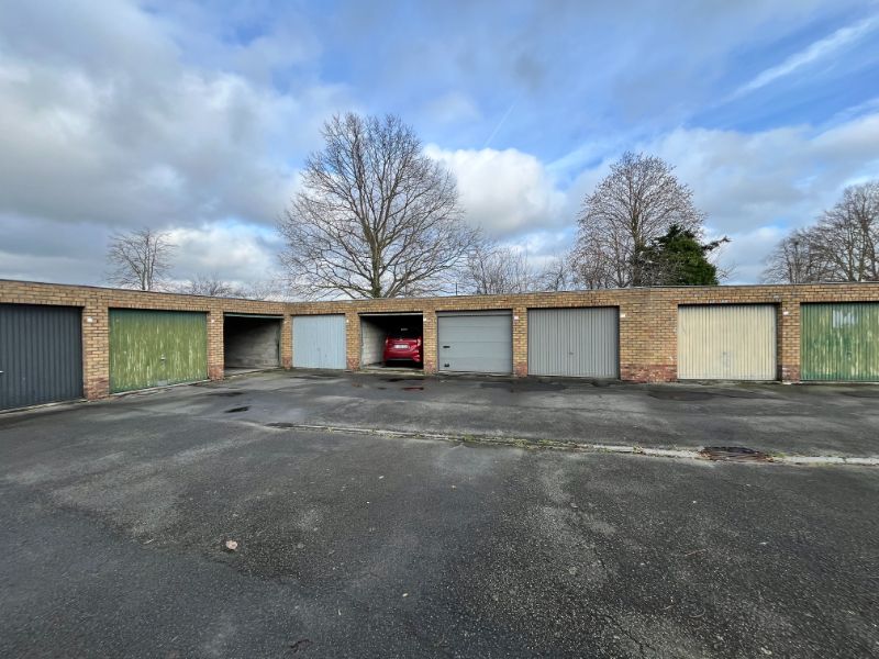 Garage te koop foto 3