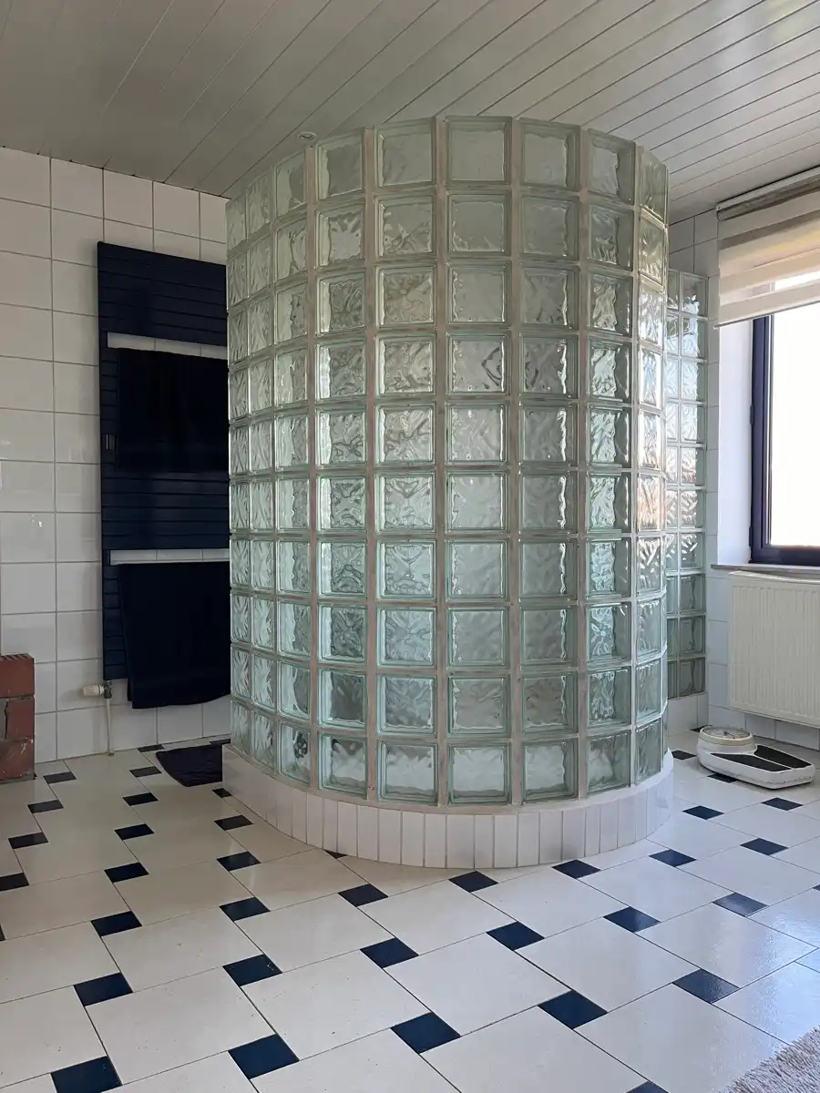 grote woning met mooie tuin   foto 18