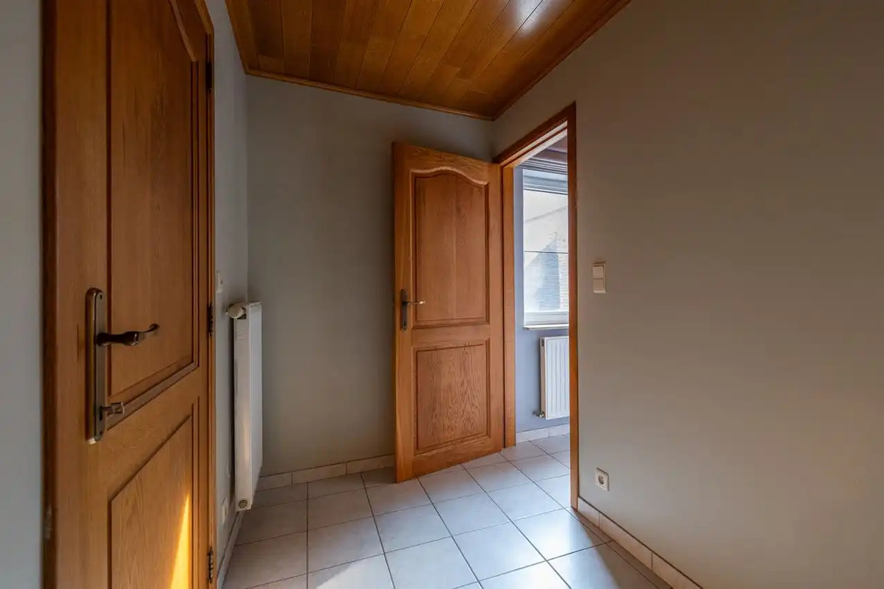 Instapklare stadswoning met inpandige garage foto 17